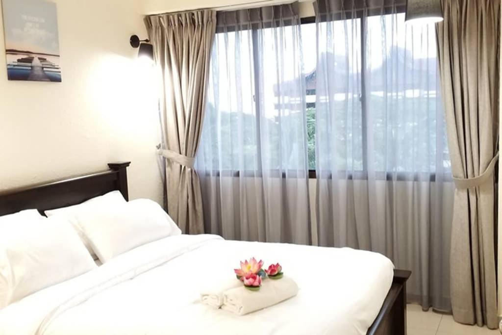 Poolview Resort Batu Ferringhi 502 - 2 Rooms エクステリア 写真